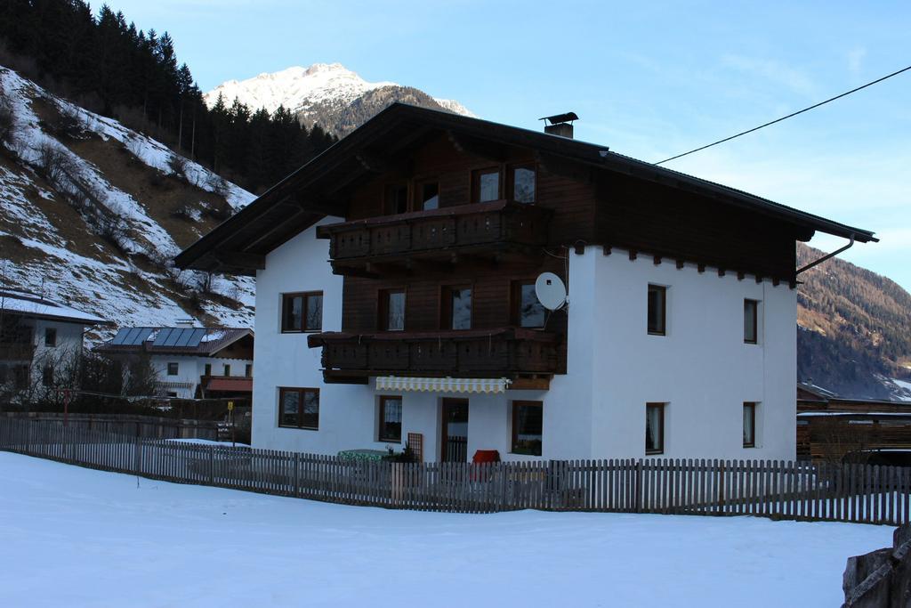 Haus Gabi Apartment Neustift im Stubaital Exterior photo